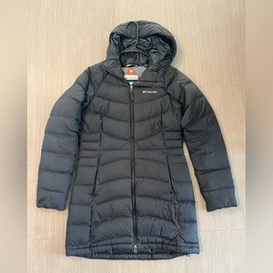 COLUMBIA WINTER JACKET SIZE SMALL